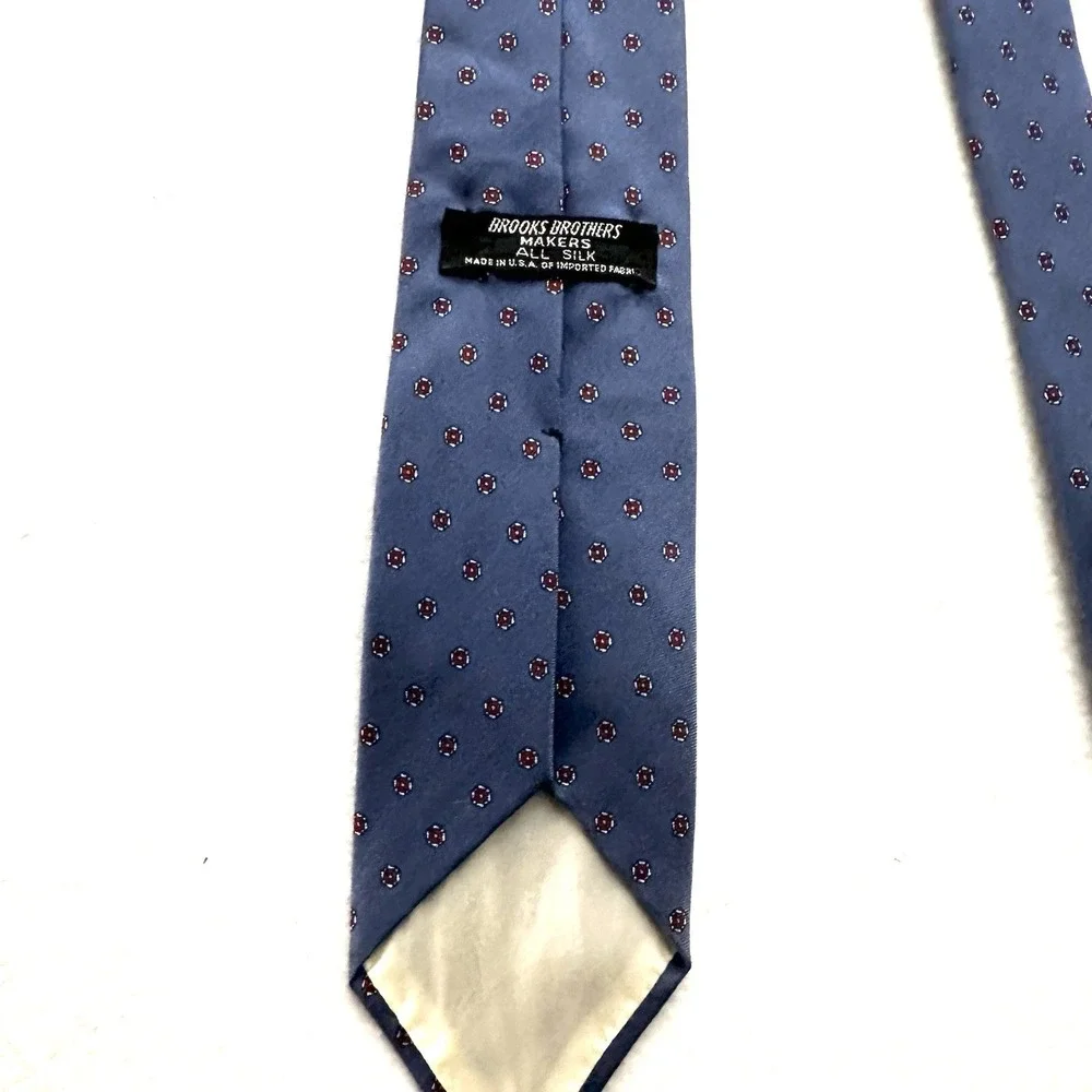 Brooks Brothers‎ 3
